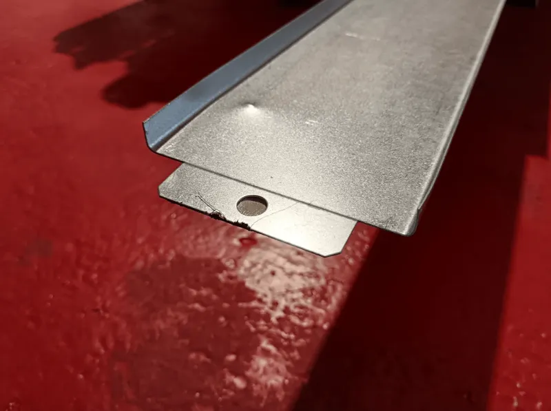 profil capot passage de cable 3m (surplus chantier) | Easy Installation