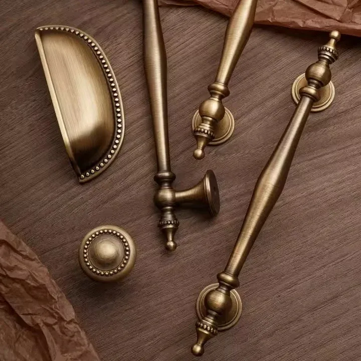 ROSENDALE | Antique Warm alloy Cup Pull