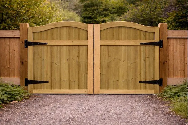 Hardwood garden Swanneck driveway gates, garden gates wooden 6ft 180cm High, Double Driveway Wooden Garden Gates, Wooden C...