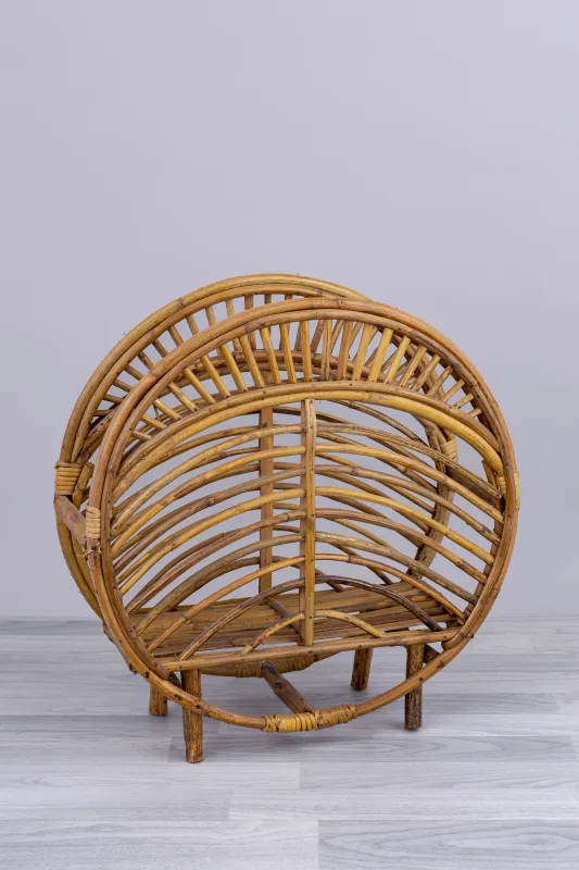 Old-school Style Magazine Rack