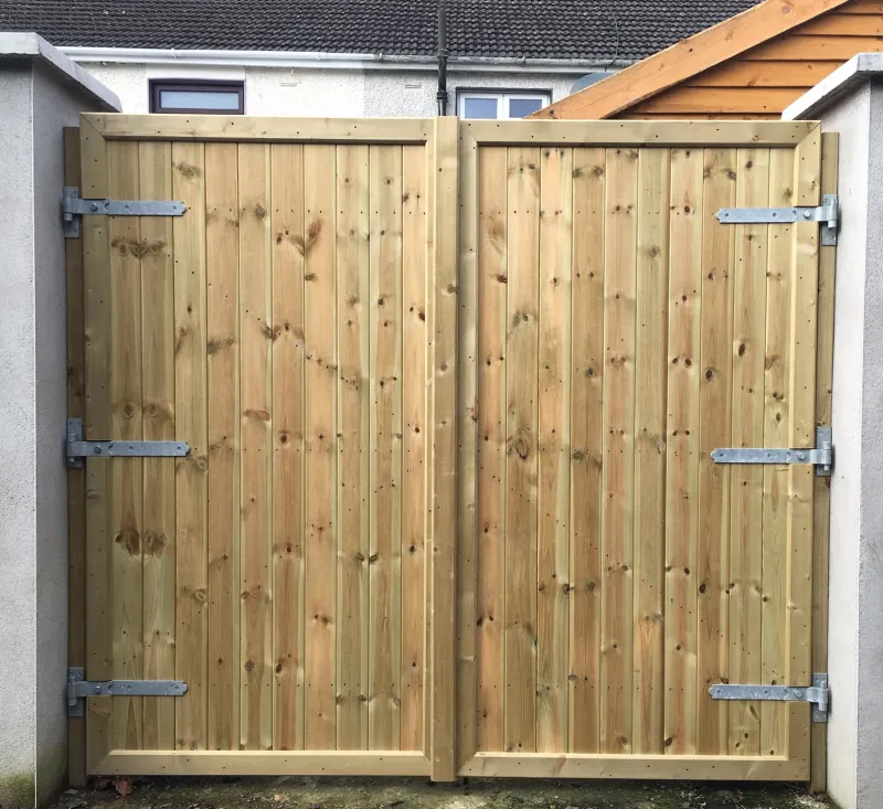 Regular Double Gates