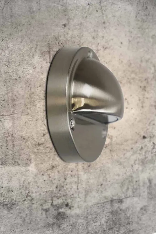 Casterton LED Step Airy