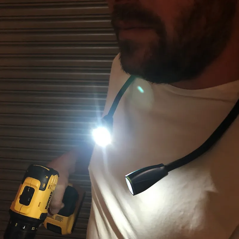 Contactless Neck Light