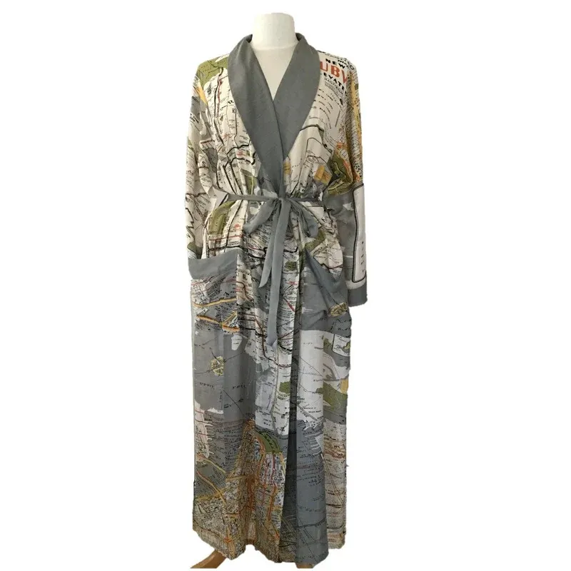 One Hundred Stars Dressing Gown Unused York City Grey GWNMAPNYC
