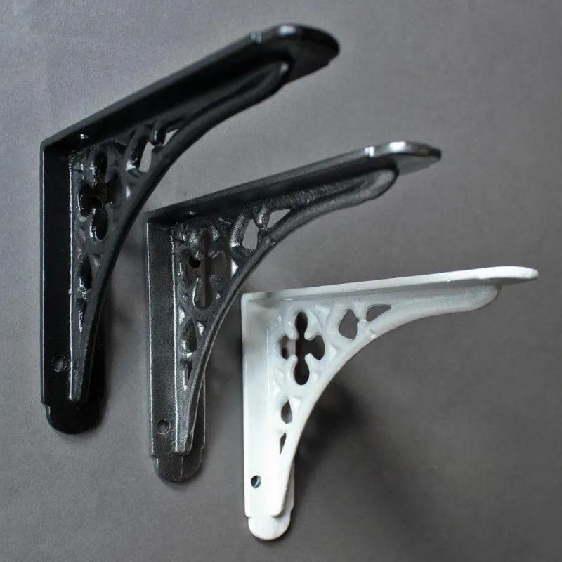 5 x 4 Inch Gothic Cast Iron Shelf Bracket