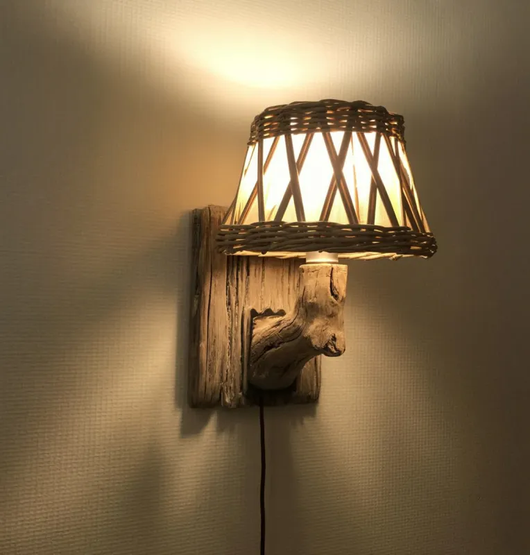 Driftwood Wall Light, Unique Driftwood Sconce, Living Room Wall Airy, Hanging Lamp