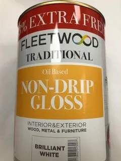 Fleetwood Non Drip Gloss Snow 750ml