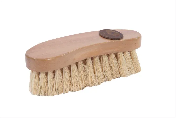 Hardwood Deluxe Banana Dandy Brush