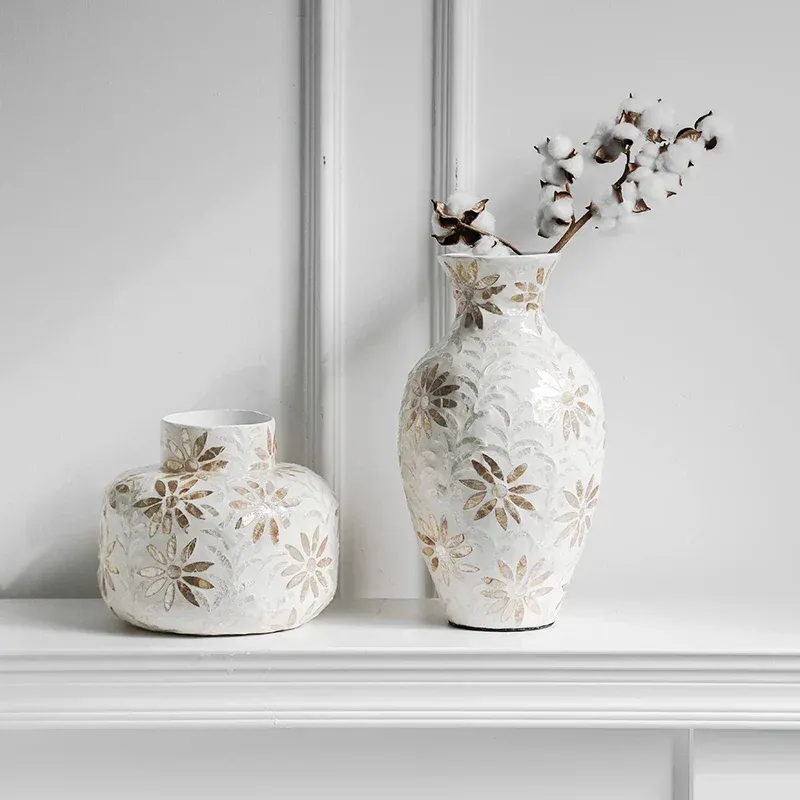 Heavy Duty Afralia™ Heritage Shell Vase: Elegant Home Decor & Photography Prop