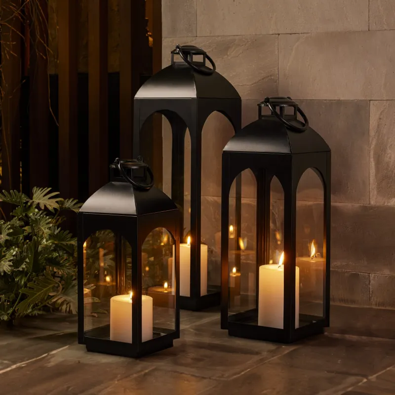 ILLUMINARE (ht) EBONY METAL LANTERN