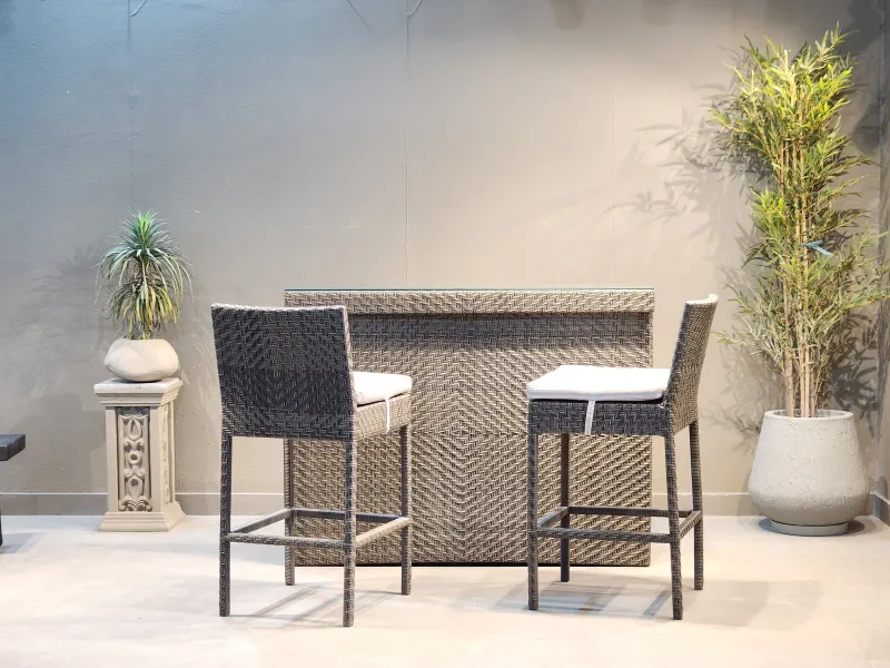 Impact Ready Loom Highliner Bar and Chair