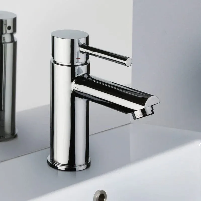 Precision Robinet mitigeur lavabo KRONENBACH AQA 2.0