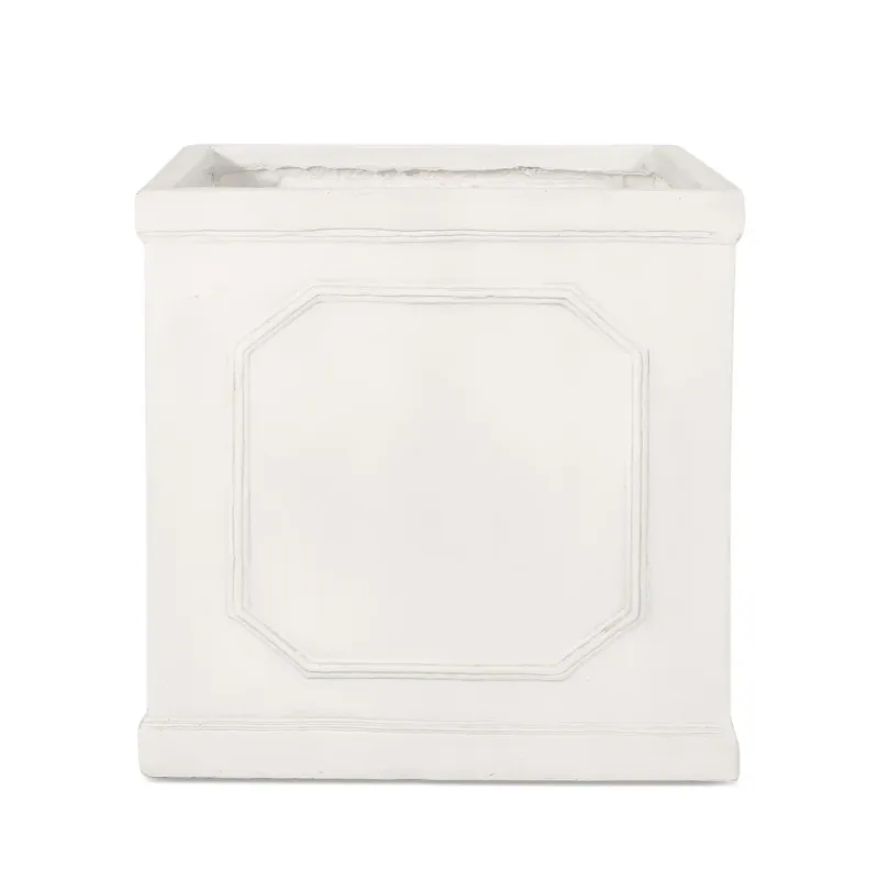 Robust Planter Easy Installation