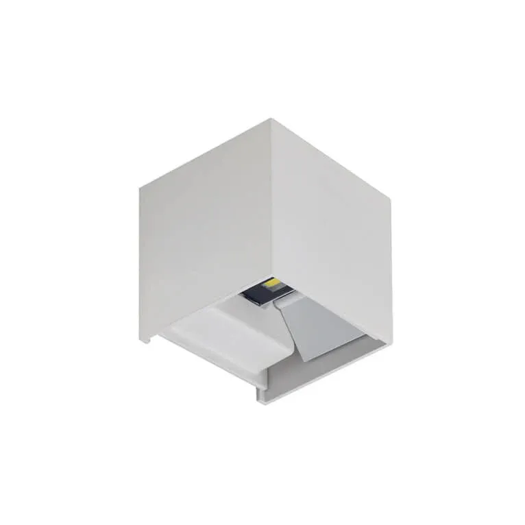 Safety Certified Aplique Exterior LED Cubo