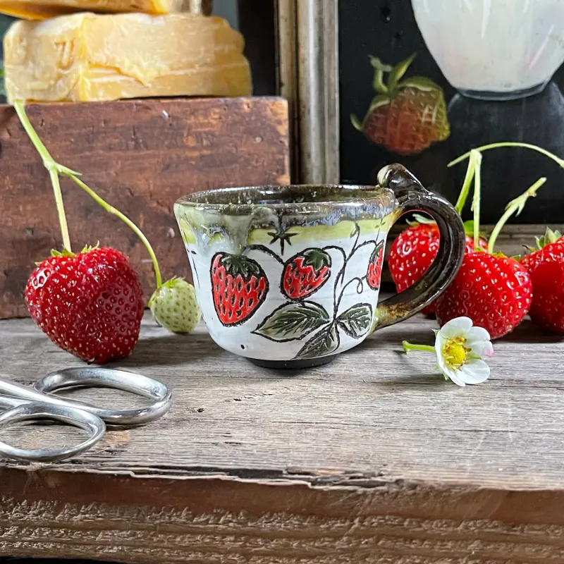 Small Berry Mug No. 10