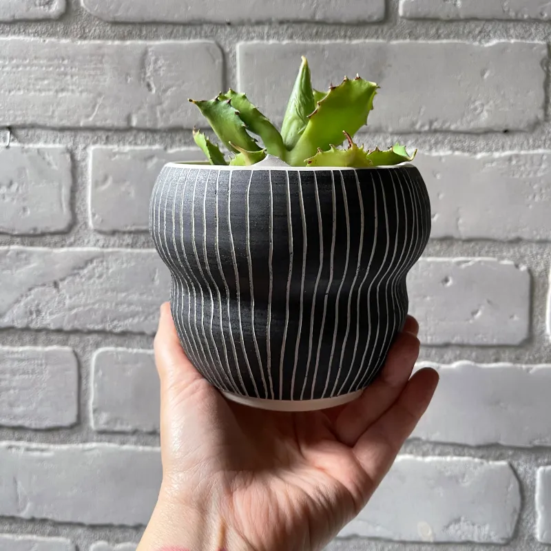 Stoneware Planter No. 3 Quick-Release
